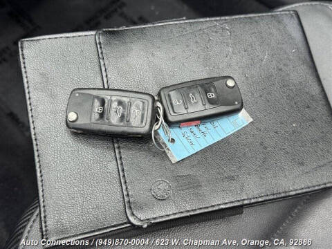 2013 Volkswagen Beetle Convertible