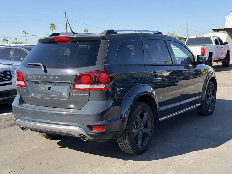 2018 Dodge Journey Crossroad