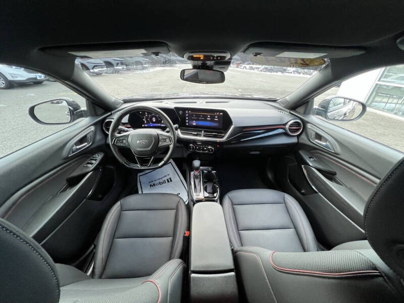 2024 Chevrolet Trax RS