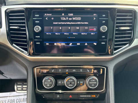 2022 Volkswagen Atlas Cross Sport V6 SEL Premium R-Line 4Motion