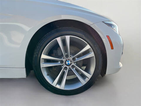 2018 BMW 3 Series 330i xDrive