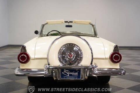 1956 Ford Thunderbird