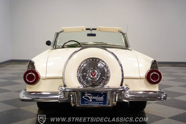 1956 Ford Thunderbird