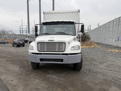 2018 Freightliner M2 106
