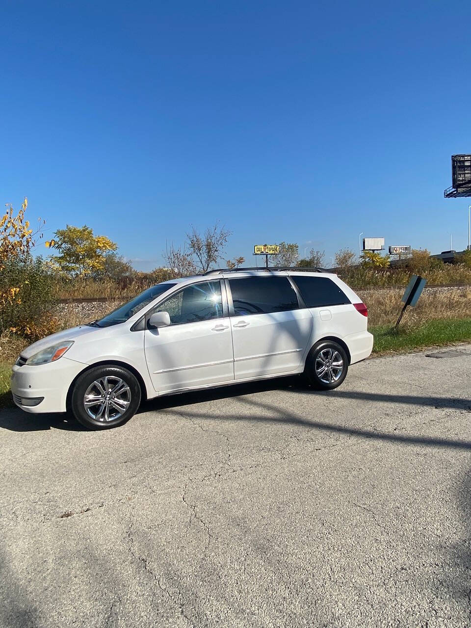 2003 Toyota Sienna for sale at Endless auto in Blue Island, IL