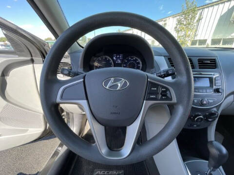 2016 Hyundai Accent SE