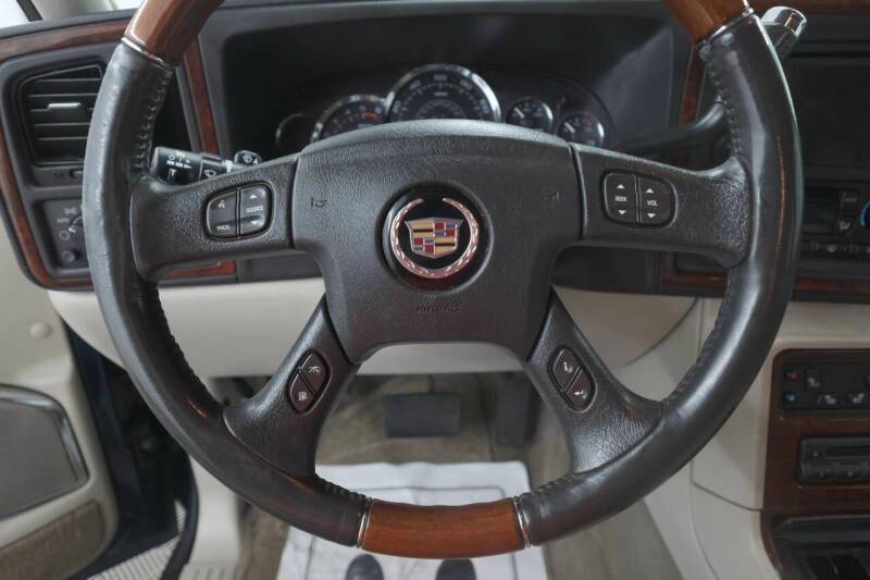 2005 Cadillac Escalade ESV Platinum Edition