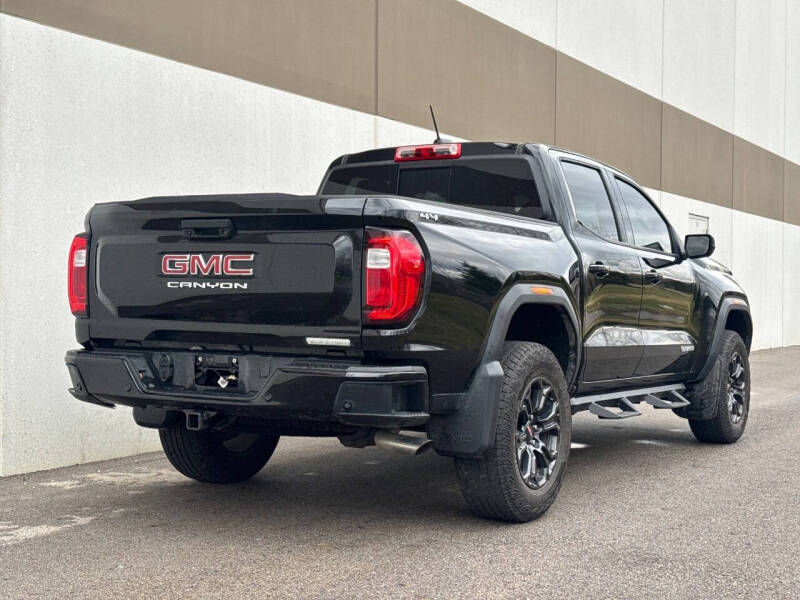 2024 GMC Canyon Elevation