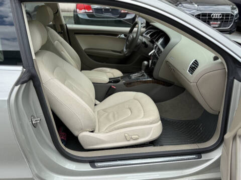 2011 Audi A5 2.0T quattro Premium