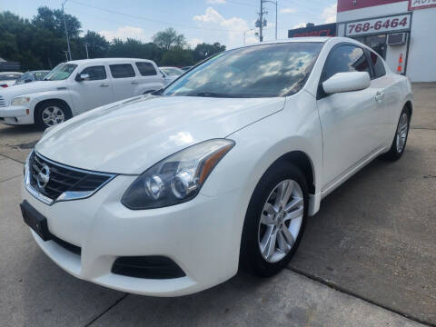 2010 Nissan Altima for sale at Quallys Auto Sales in Olathe KS