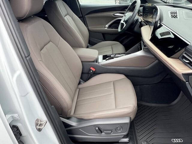 2025 Audi Q5 quattro Premium Plus TFSI