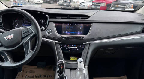 2017 Cadillac XT5 Premium Luxury