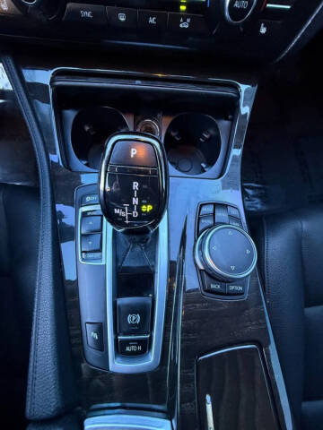 2016 BMW 5 Series 528i