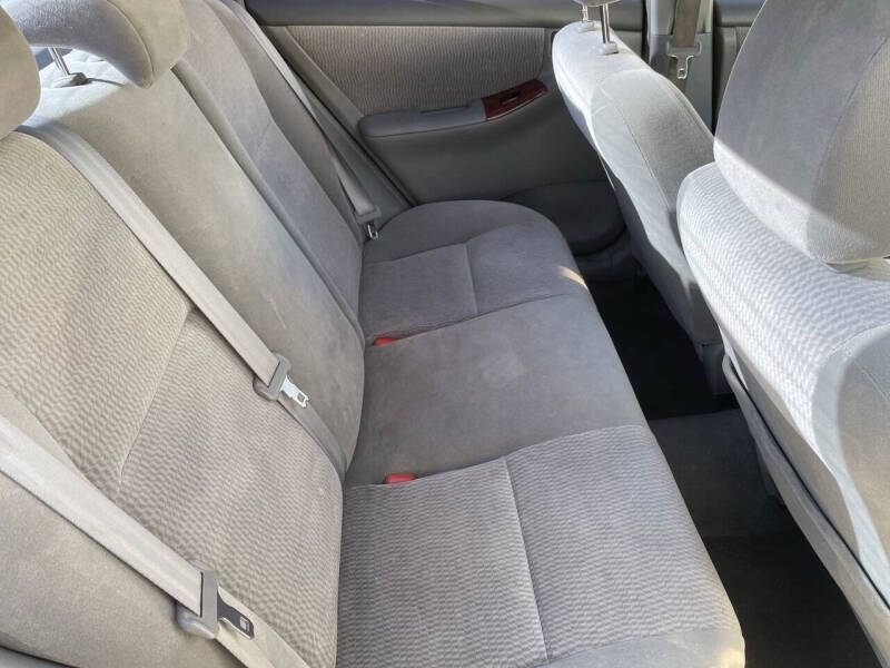 2006 Toyota Corolla LE