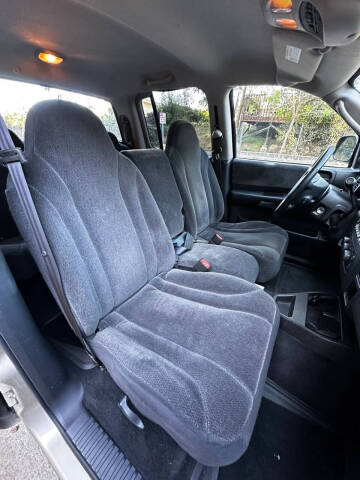2003 Dodge Dakota