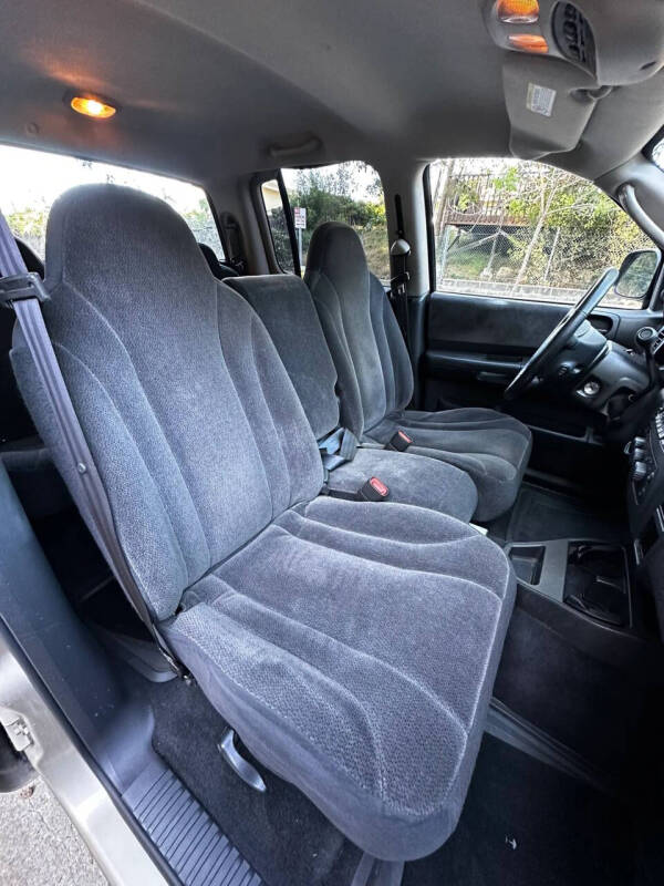 2003 Dodge Dakota