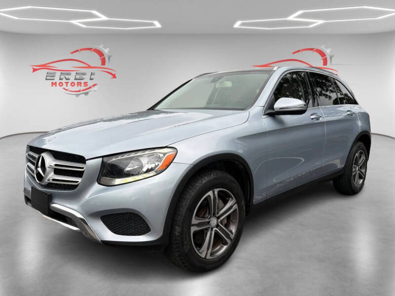 2016 Mercedes-Benz GLC GLC300's photo