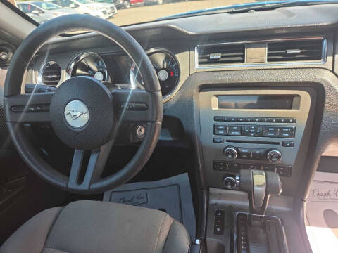 2012 Ford Mustang V6 Premium