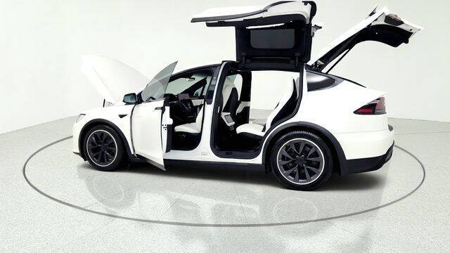 2022 Tesla Model X Plaid