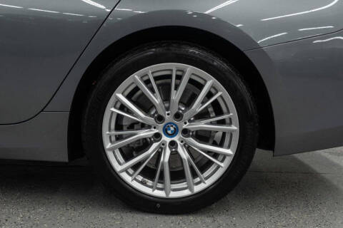 2024 BMW 3 Series 330e xDrive