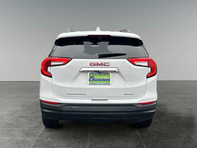 2022 GMC Terrain SLE