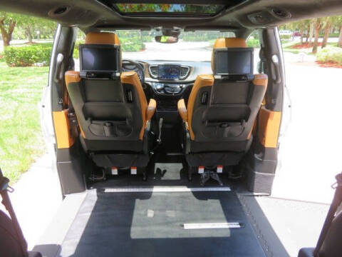 2022 Chrysler Pacifica Pinnacle