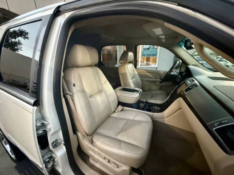 2010 Cadillac Escalade Premium