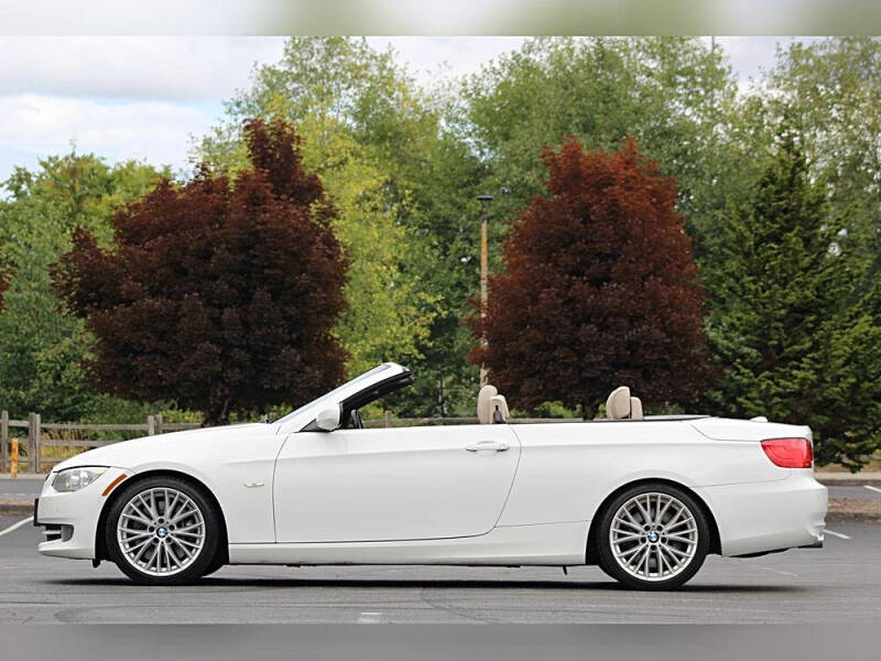 2011 BMW 3 Series 335i