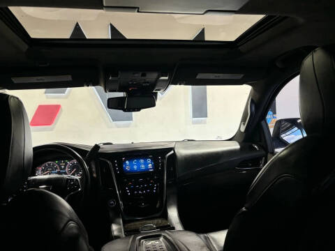 2015 Cadillac Escalade Platinum