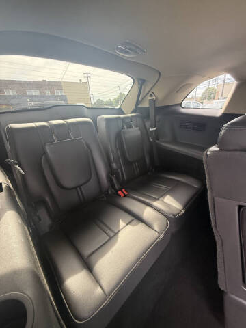 2019 Lincoln MKT Reserve