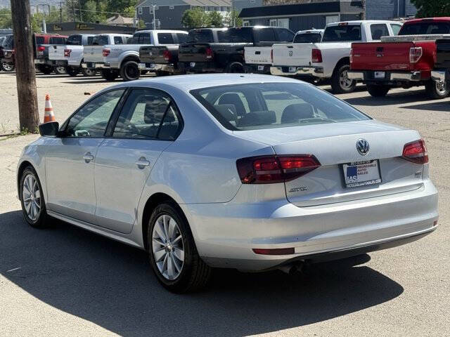 2016 Volkswagen Jetta