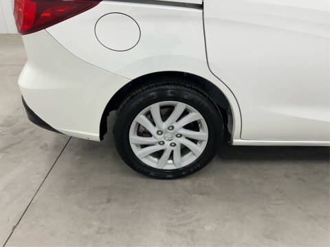 2012 Mazda MAZDA5 Sport