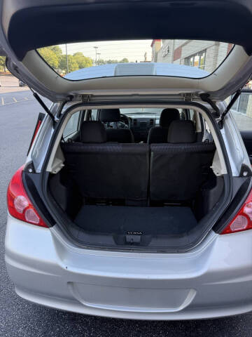 2012 Nissan Versa 1.8 S