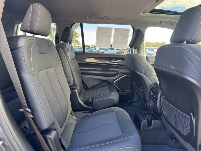 2021 Jeep Grand Cherokee L Altitude