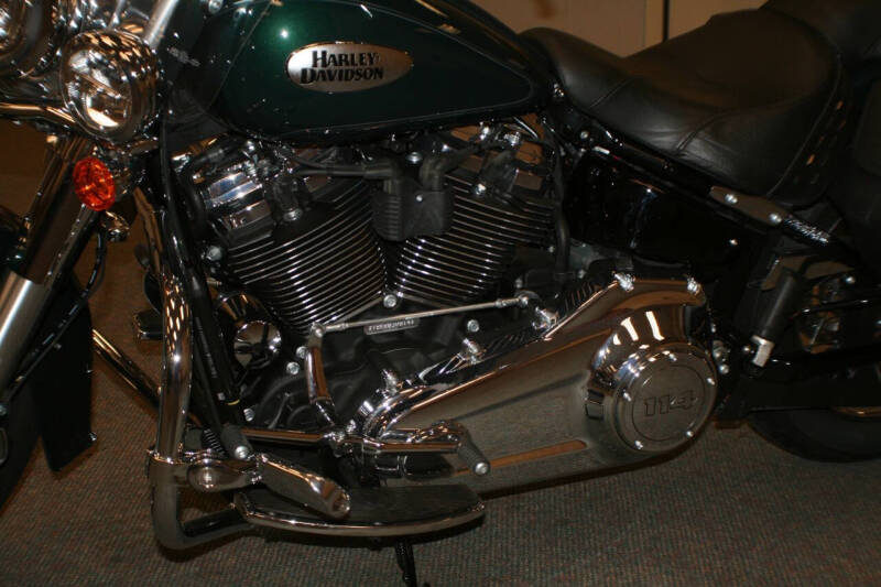 2024 Harley-Davidson FLHCS HERITAGE CLASSIC 114