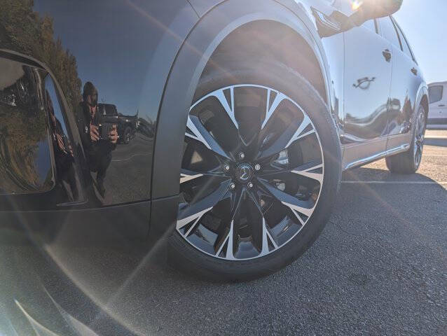 2025 Mazda CX-90 Plug-in Hybrid Premium Plus