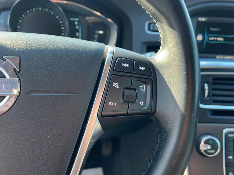 2015 Volvo V60 T5 Drive-E Premier