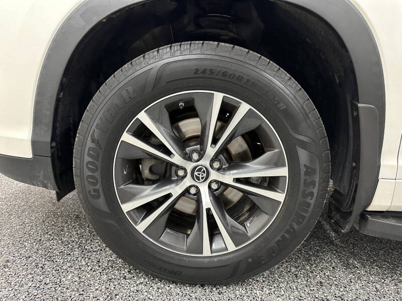 2018 Toyota Highlander LE