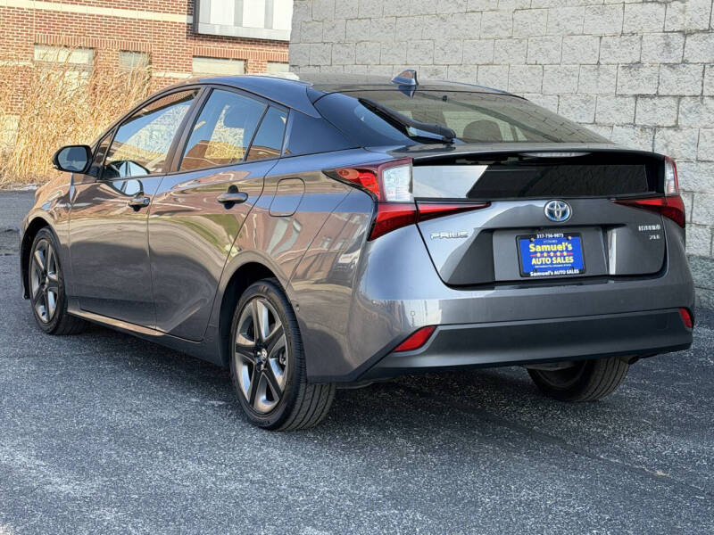 2021 Toyota Prius XLE