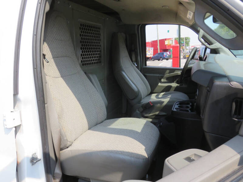 2019 Chevrolet Express 2500