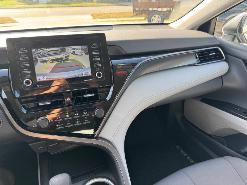 2021 Toyota Camry LE