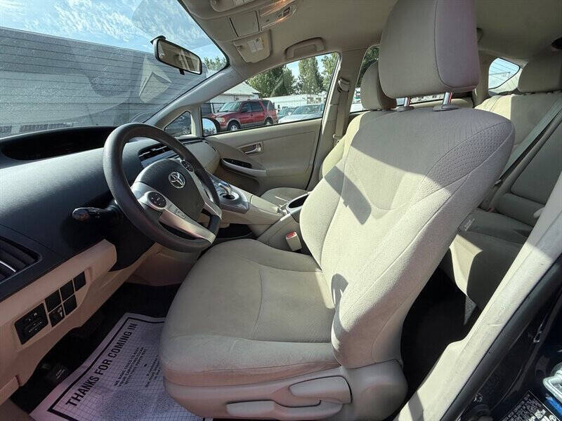 2014 Toyota Prius Two