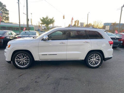 2017 Jeep Grand Cherokee Summit