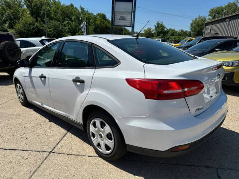 2017 Ford Focus S