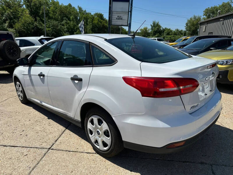 2017 Ford Focus S