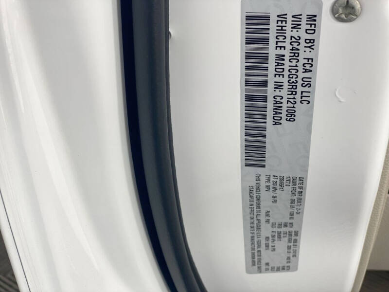 2024 Chrysler Voyager LX