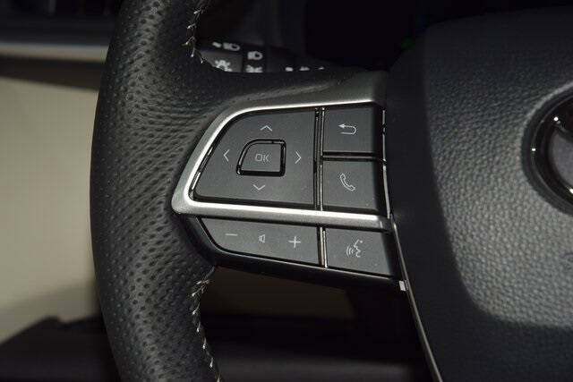 2025 Toyota Sienna Limited 7-Passenger