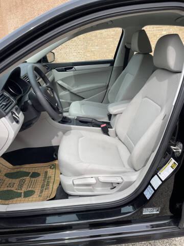 2016 Volkswagen Passat 1.8T S