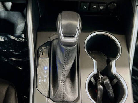 2020 Toyota Highlander Hybrid XLE