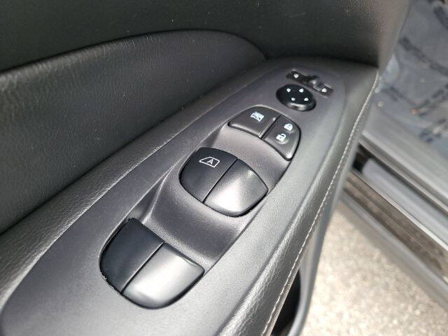 2020 Nissan Pathfinder S